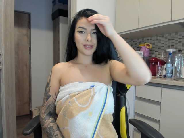Емитовање снимка екрана Valeria_xoxo
