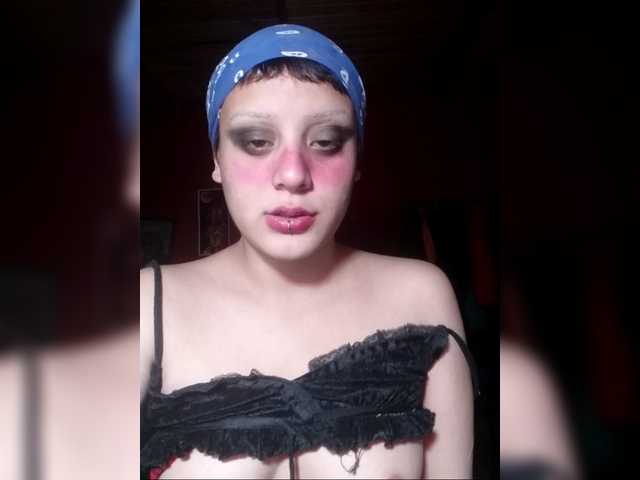 Емитовање снимка екрана Vampirasatiata