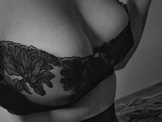 Еротски видео цхат velvet2219