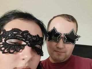 Еротски видео цхат VeronaCouple