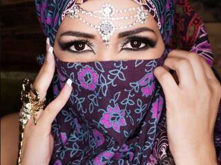 Еротски видео цхат VictoriaMayeer