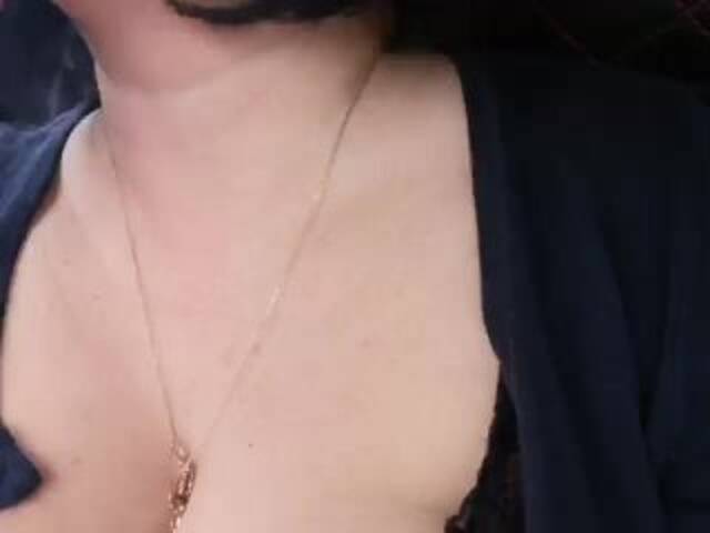 Емитовање снимка екрана VikaSexii