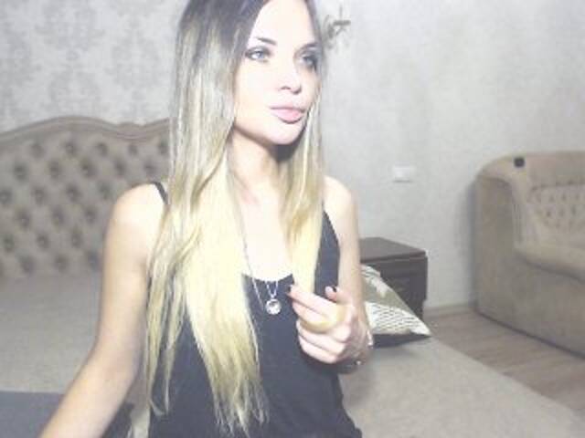 Емитовање снимка екрана Viktoriiyyaaa