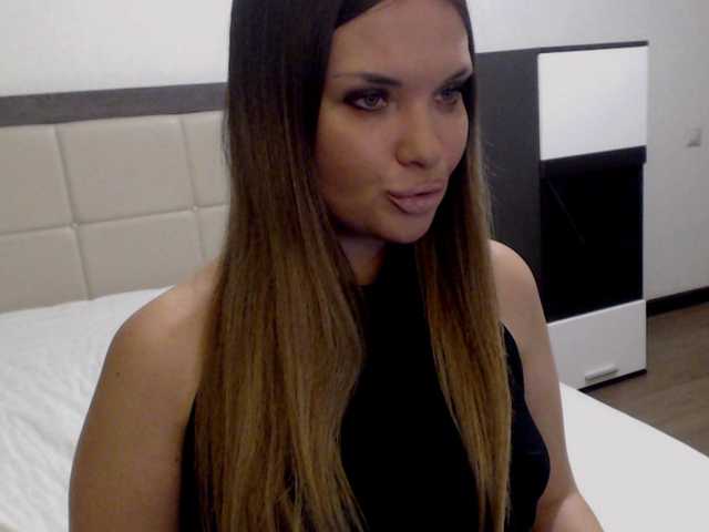 Емитовање снимка екрана Viktoriiyyaaa