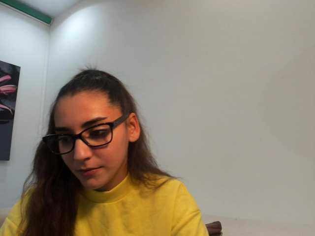 Емитовање снимка екрана violetmyers18