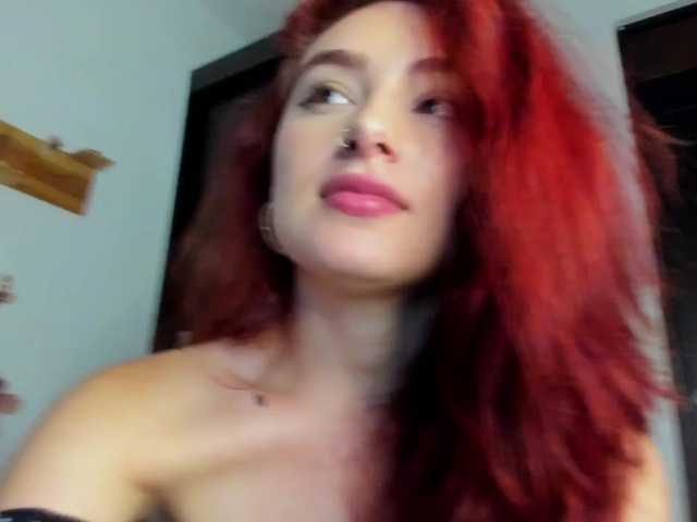 Фотографије violetwatson- Today I am very playful, do you want to come and try me! Goal: 1500 tokens