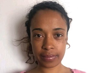 Еротски видео цхат Vololonirina2