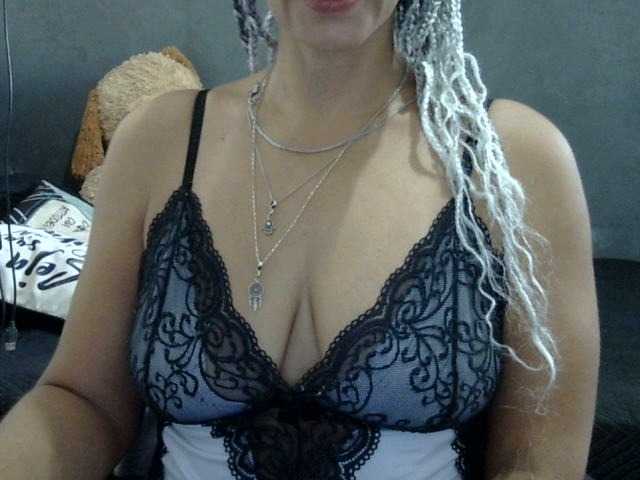 Фотографије volupmilf welcome to my home