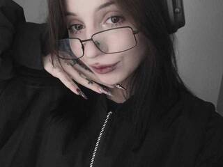 Еротски видео цхат Wanda-Goth