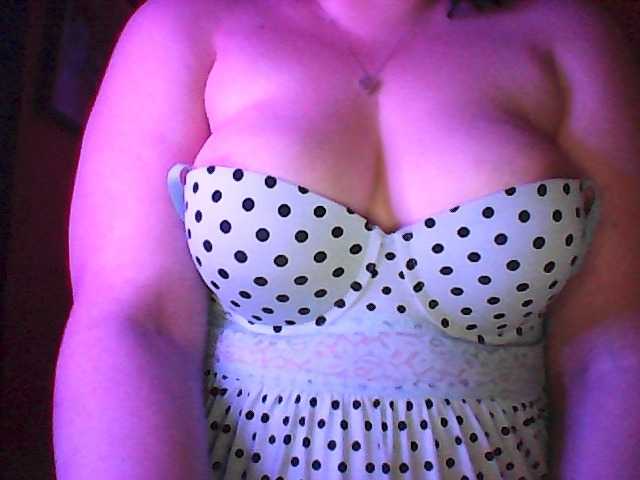 Емитовање снимка екрана WildFantasyCouple69