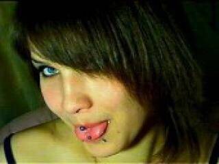 Еротски видео цхат wildhell666