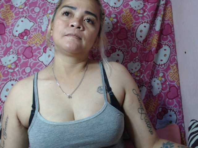 Емитовање снимка екрана XCHLOE69X