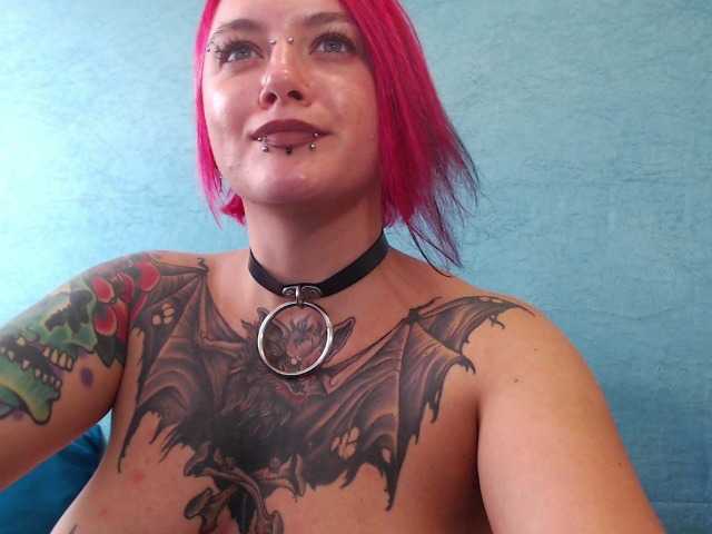 Емитовање снимка екрана xExoticGirlx