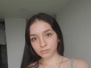 Еротски видео цхат Xlunaaa