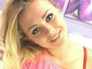 Еротски видео цхат xscarletx