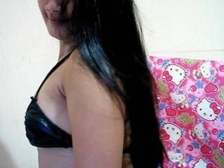 Еротски видео цхат xxPussyCat4u