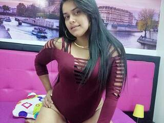 Еротски видео цхат Yasscandy