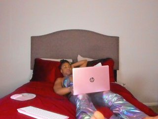 Еротски видео цхат Yiauana