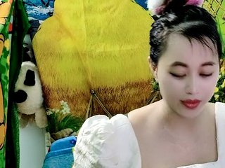 Еротски видео цхат Youngsee69