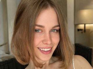 Еротски видео цхат YourJuly