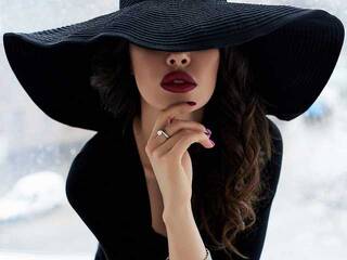 Еротски видео цхат YourNewLove