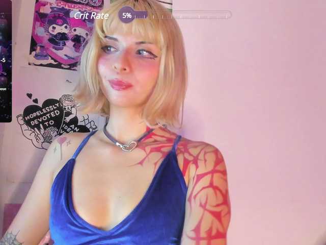 Фотографије YourRosenrot Hello there, use my chat bots to get more fun! My goal is squirt show, lets make countdown go 0