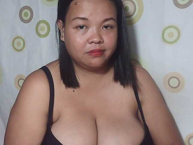 Емитовање снимка екрана yummytits28