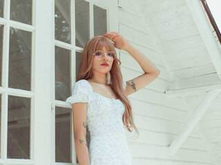 Еротски видео цхат YuqiSun