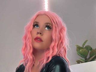 Еротски видео цхат ZahraRoseX