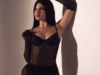 Еротски видео цхат ZaraMilan