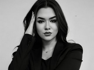 Еротски видео цхат ZeinaSexx