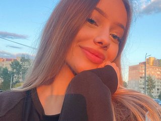 Еротски видео цхат ZinaSantulli