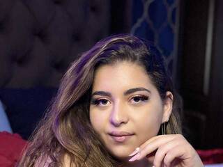 Еротски видео цхат ZoeBellee