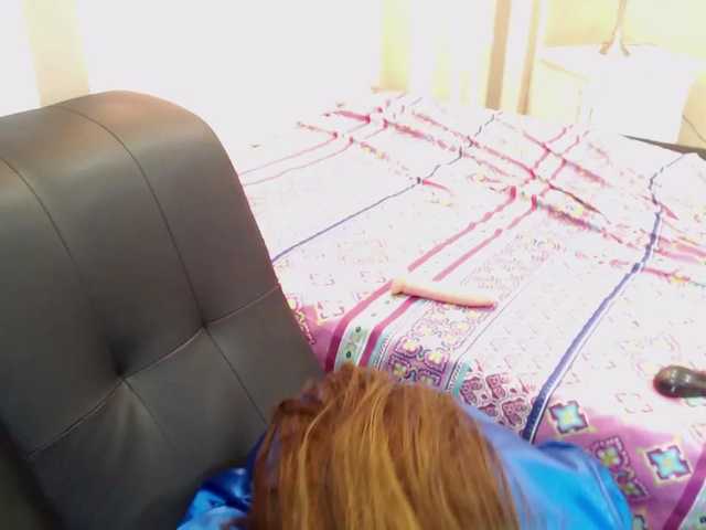 Емитовање снимка екрана ZoeDanger