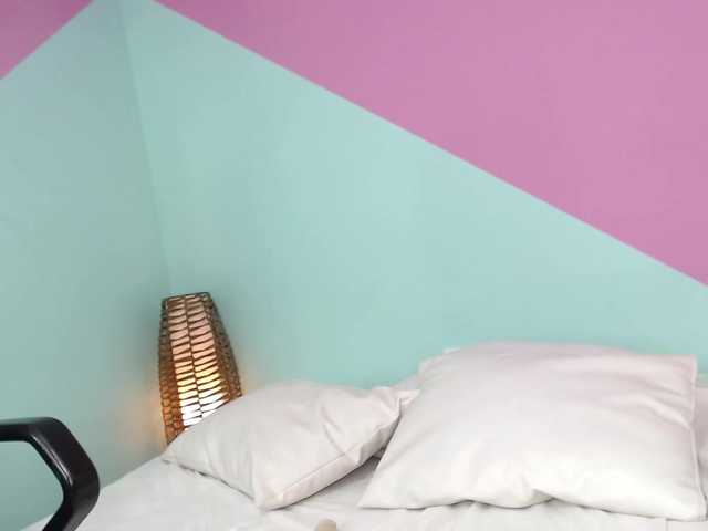 Емитовање снимка екрана ZoeKendall