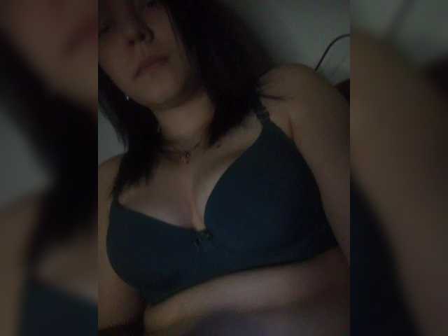 Емитовање снимка екрана PeachyAlice