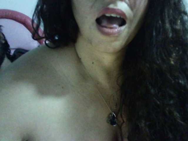 Емитовање снимка екрана Zusybearman