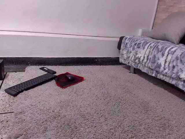 Емитовање снимка екрана Zzoee